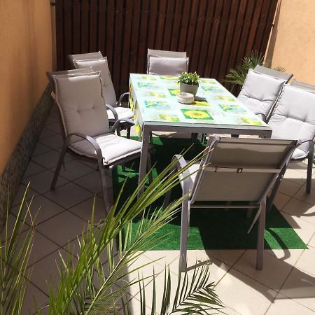 Apartman Slunecnice S Terasou تشيسكي بوديوفيتسه المظهر الخارجي الصورة