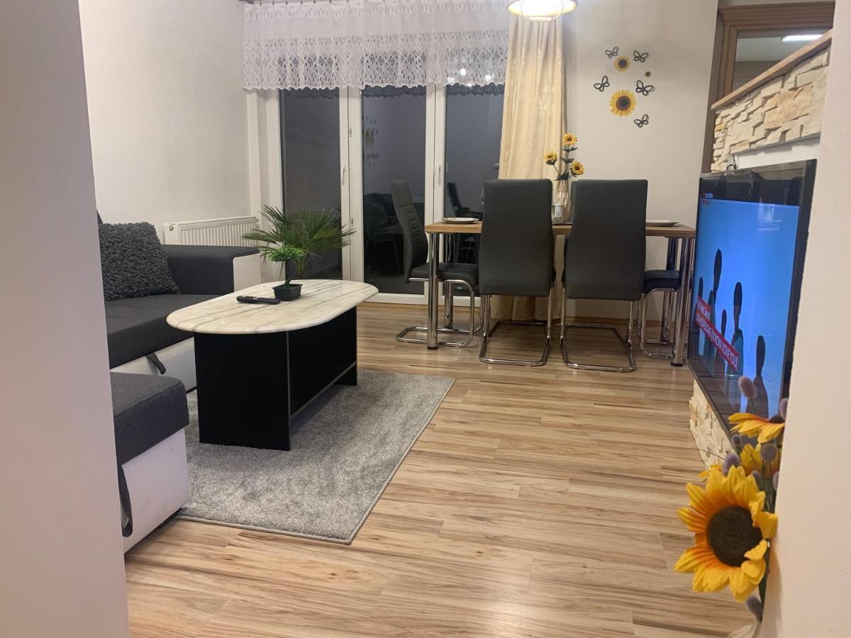 Apartman Slunecnice S Terasou تشيسكي بوديوفيتسه المظهر الخارجي الصورة